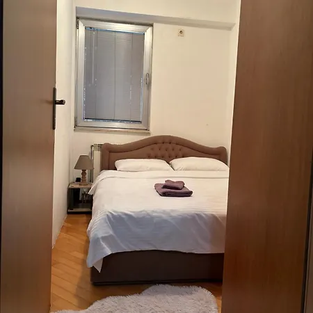 Premium One Bedroom Cristal דירה